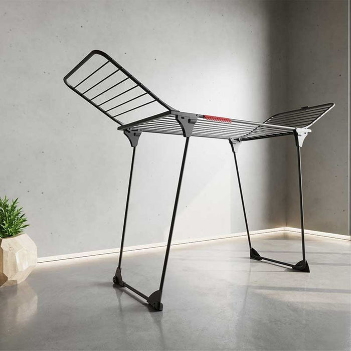 Vileda King Ultimate clothes stand. 20 m dry linen length. Small parts holding black