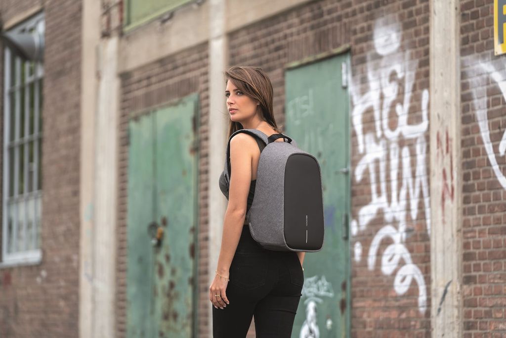 XD design anti-theft backpack bobby hero small gray PN P705702