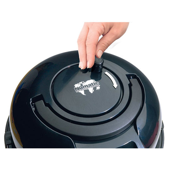NUMATIC HOTTY HET160-11 vacuum cleaner. 620 watts. HEPA filter. Accessories in device